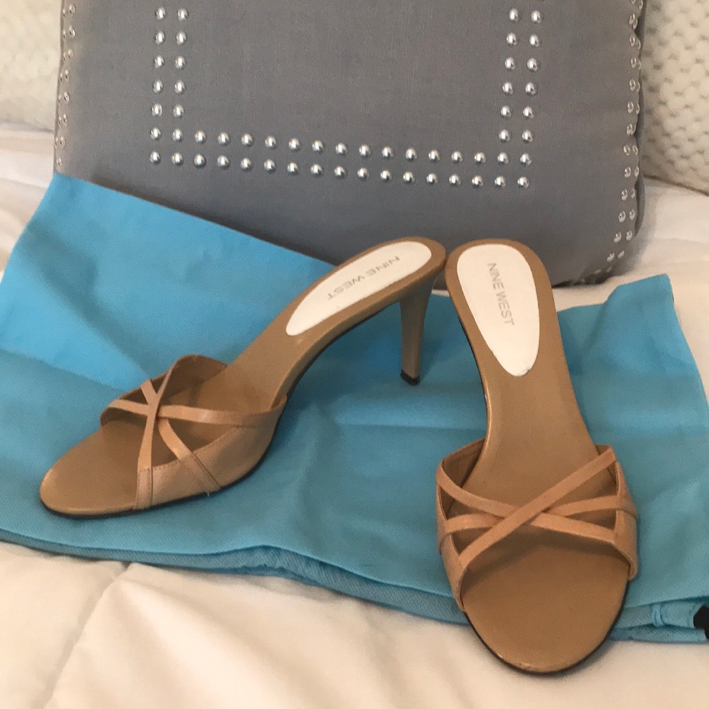 Nine West sandals!